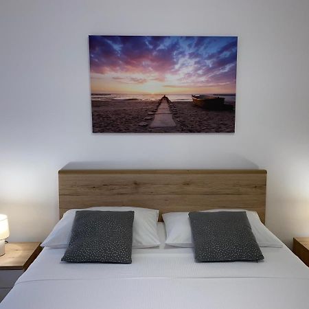 Apartmani Vera Primosten Bagian luar foto