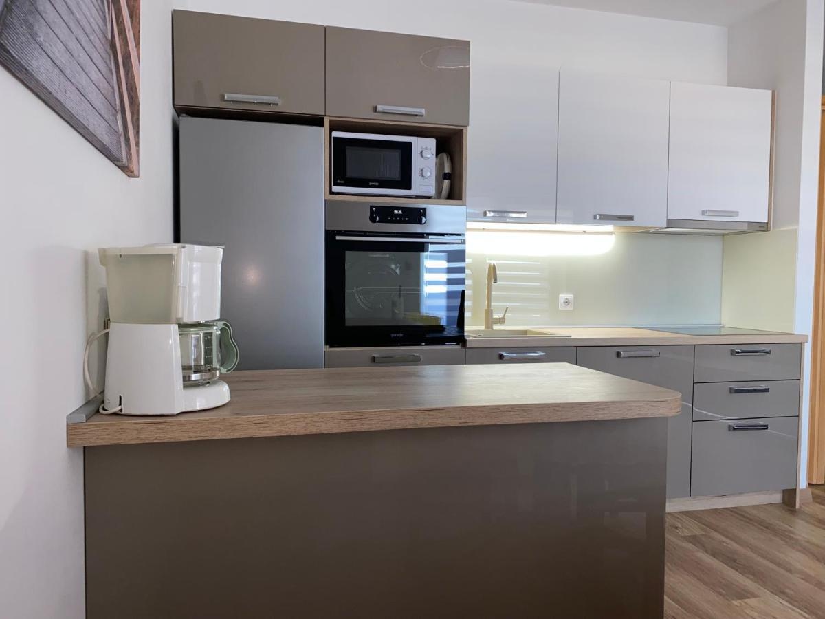 Apartmani Vera Primosten Bagian luar foto