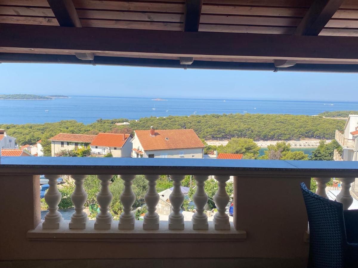 Apartmani Vera Primosten Bagian luar foto