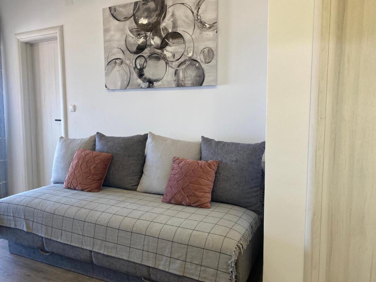 Apartmani Vera Primosten Bagian luar foto