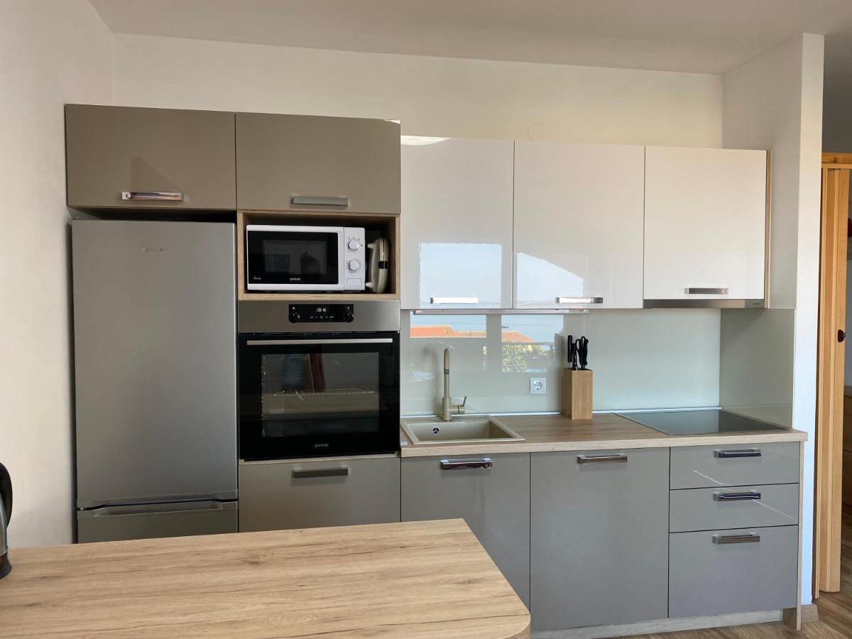 Apartmani Vera Primosten Bagian luar foto