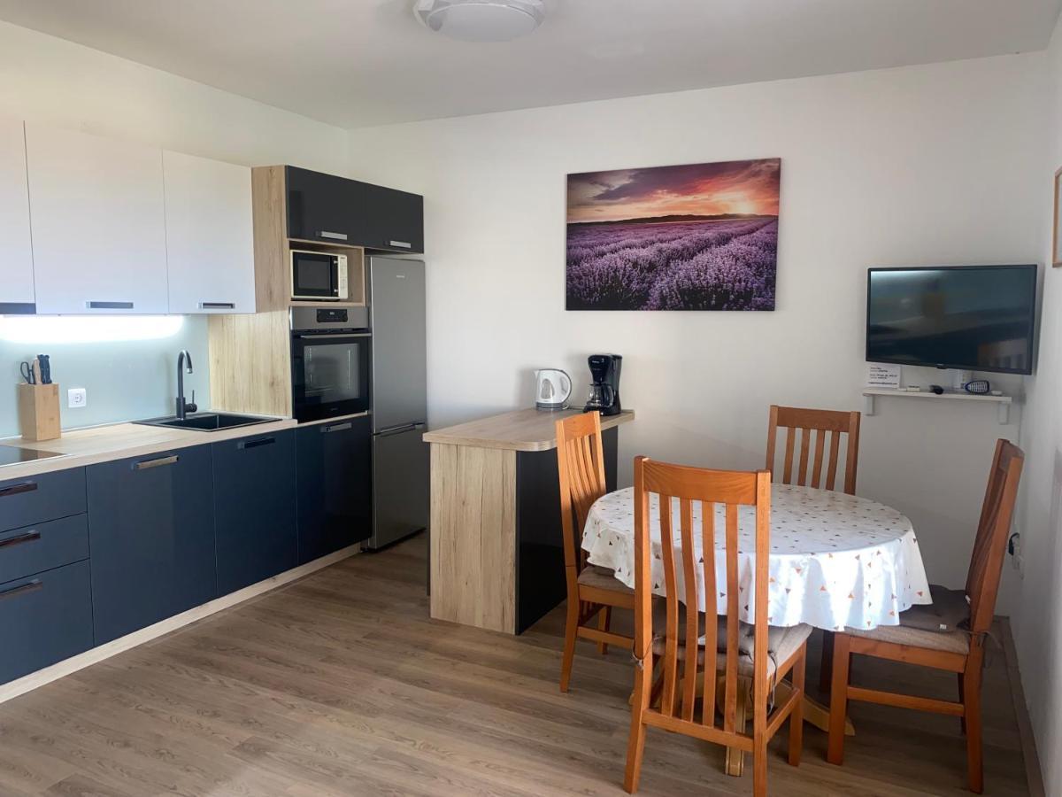 Apartmani Vera Primosten Bagian luar foto