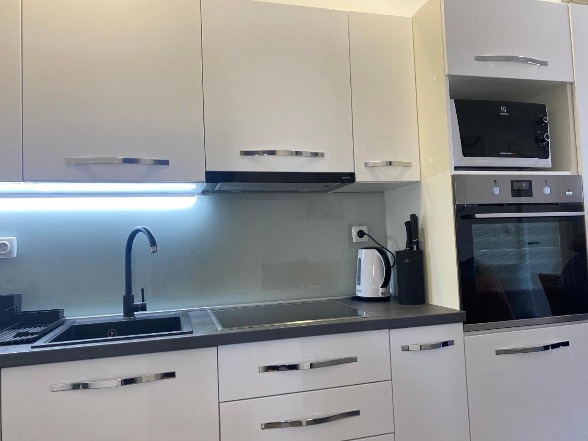 Apartmani Vera Primosten Bagian luar foto