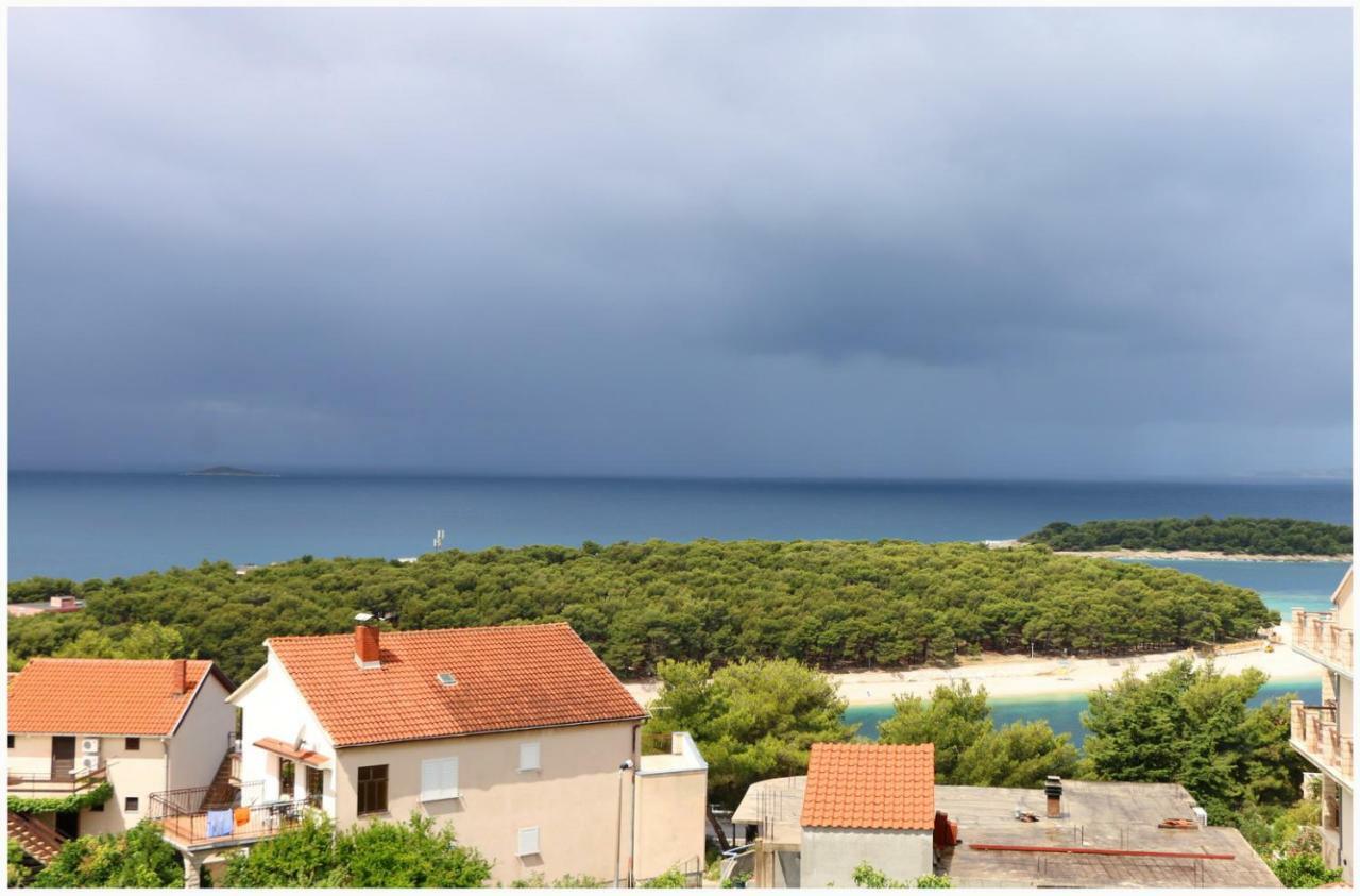 Apartmani Vera Primosten Bagian luar foto